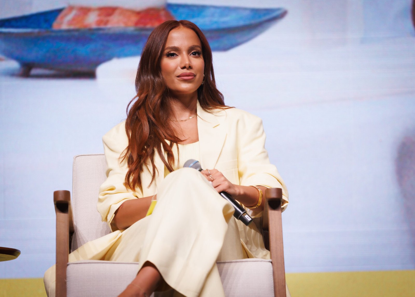 Show em estádio? Vem ver o que a Anitta anunciou em coletiva de imprensa