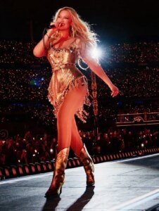 Erika Hilton é criticada por perder Parada LGBT+ de SP para ir a show de Beyoncé em Paris; veja a repercussão