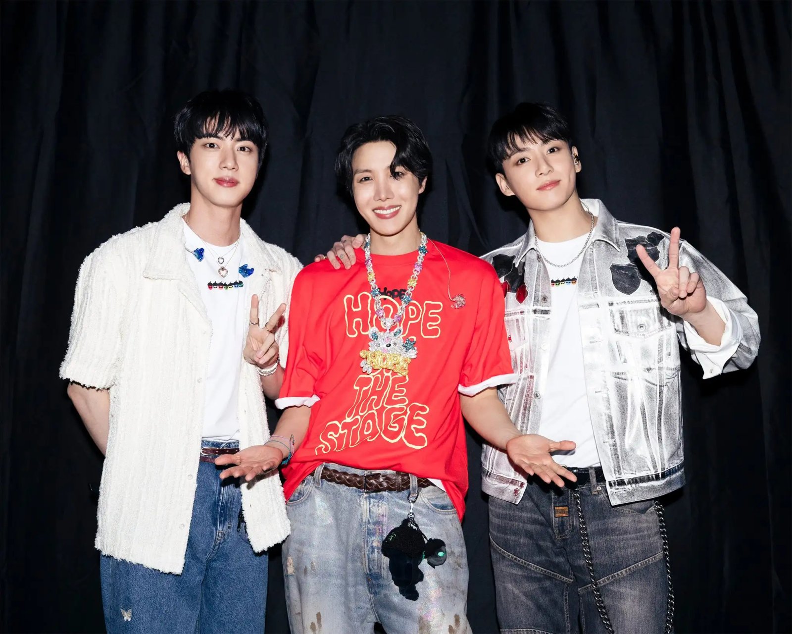 BTS se reúne no palco pela primeira vez em anos