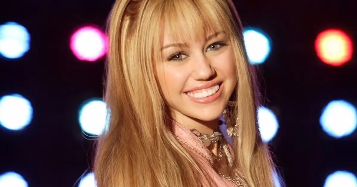 Após Miley Cyrus anunciar surpresa, Hannah Montana registra o maior pico de streams diários no Spotify